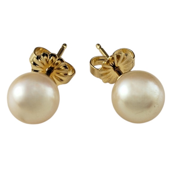 14 Karat Yellow Gold Pearl Stud Earrings #20605